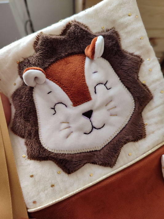 Protège carnet de santé Lion - modèle Personnalisable