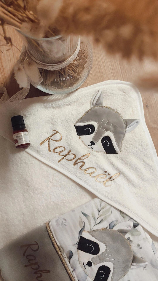 Cape de bain à applique animal - modèle personnalisable