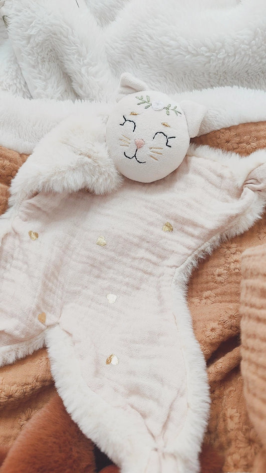 Doudou chat écru - modèle coeur or beige disponible