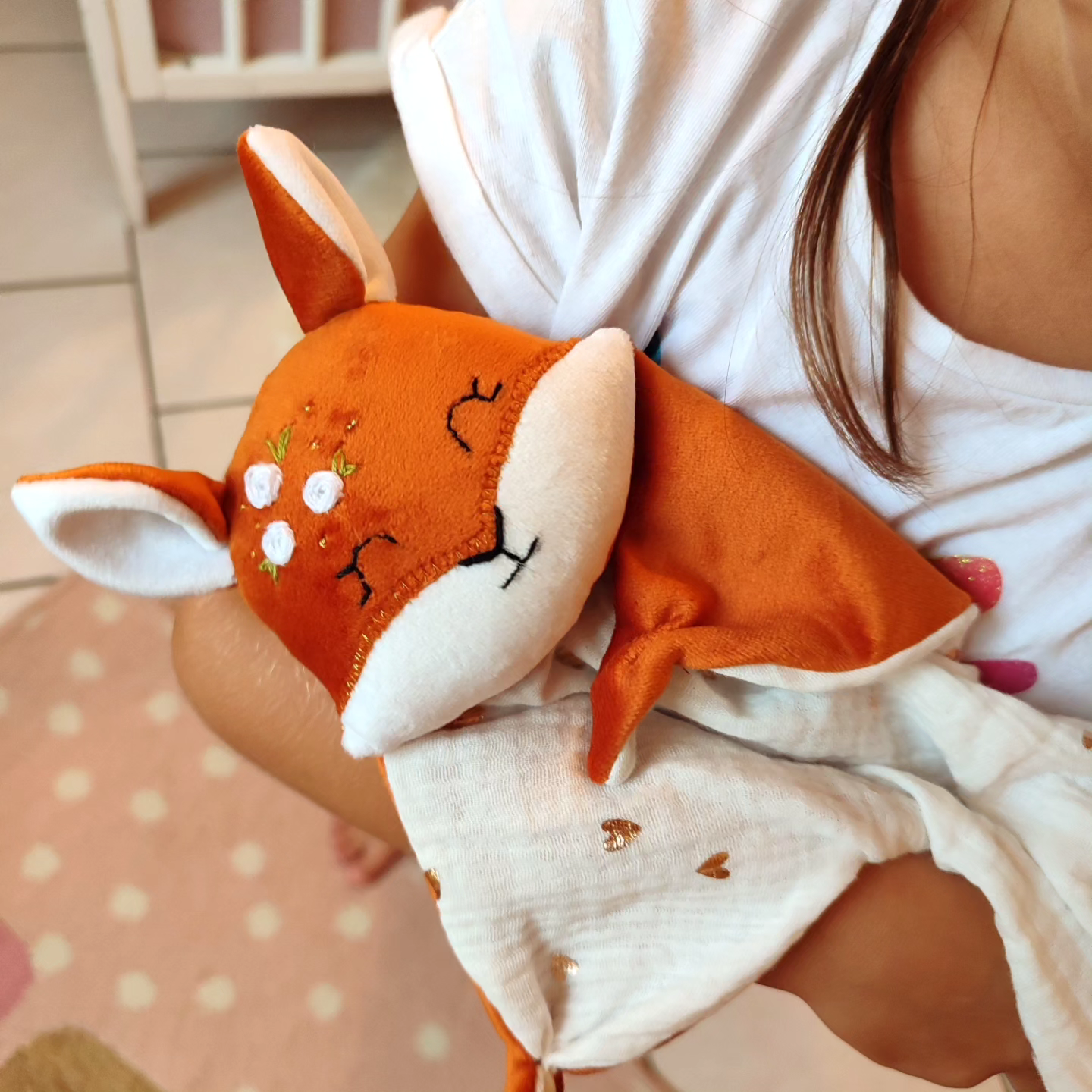 Doudou renard  fait main en velours doux, personnalisable avec prénom brodé, fabriqué artisanalement en France – cadeau de naissance pour bébé - normes CE
