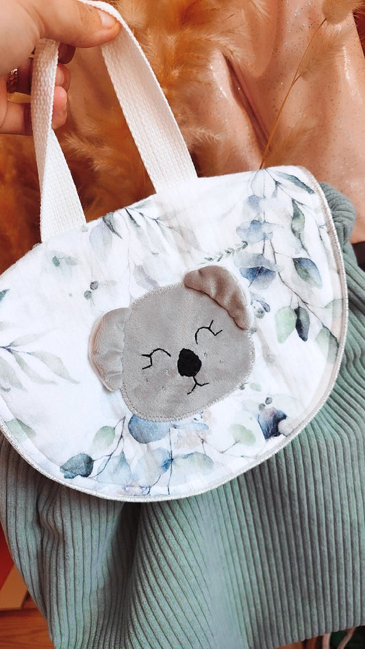 Sac à dos maternelle personnalisable – Modèle  sacha le koala en tissu fait main