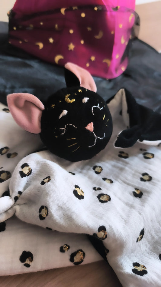 Doudou Moon le chat noir - doudou fait main dispo
