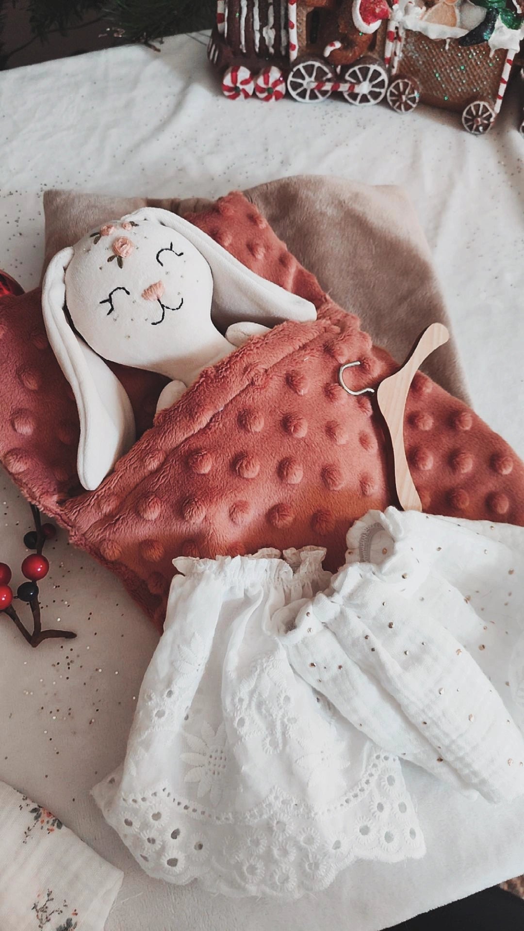 Poupée Grace la lapine et ses accessoires ✨