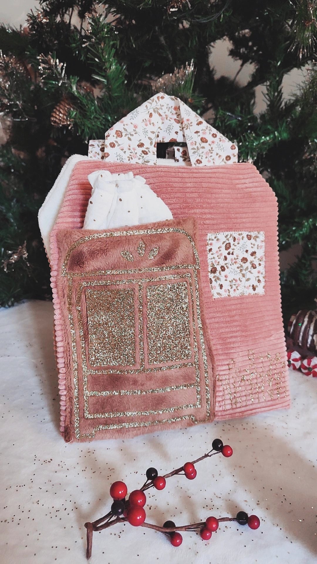 🏠✨ Maison de poupée nomade – Aux Merveilles de Charlotte ✨