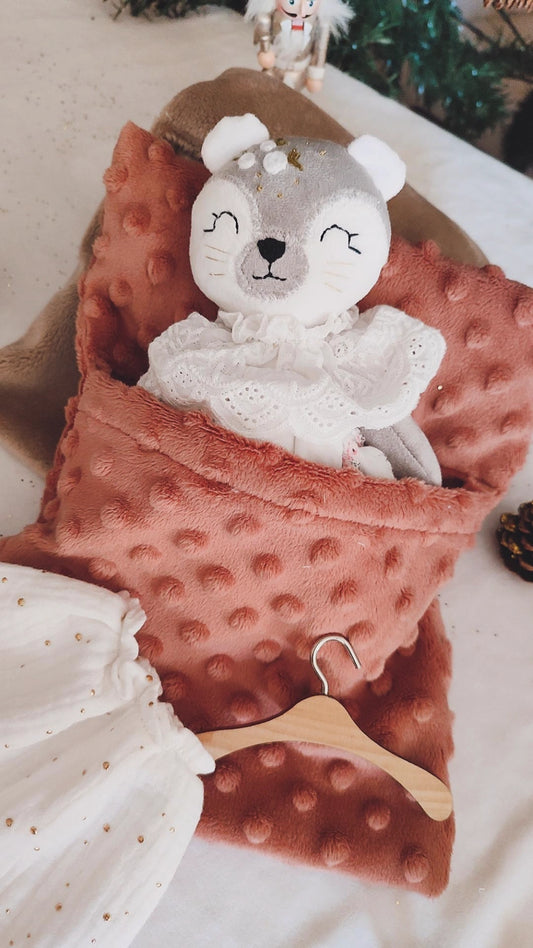 Poupée Lola la loutre et ses accessoires ✨