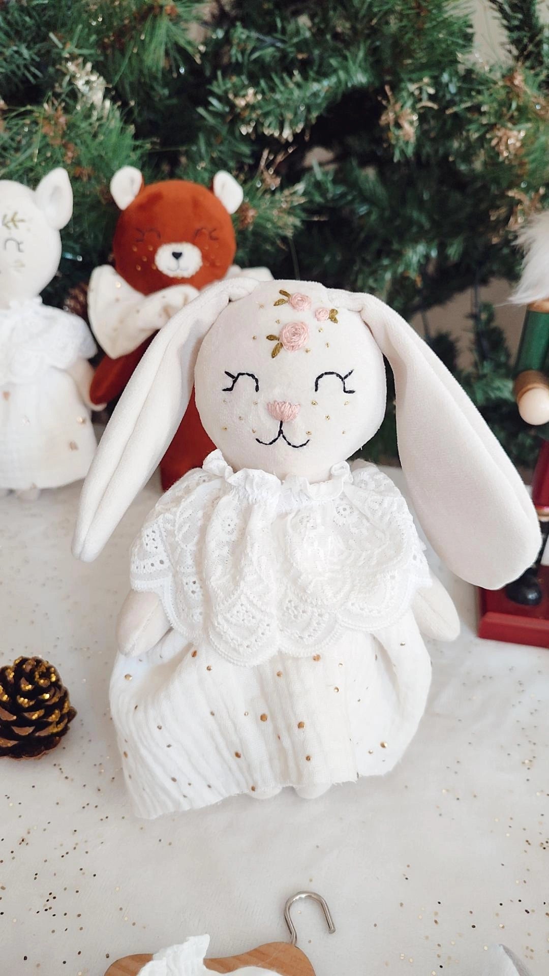 Poupée Grace la lapine et ses accessoires ✨