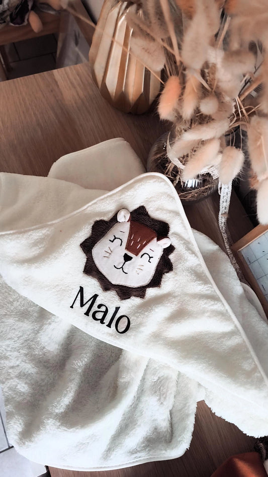 Cape de bain à applique animal - modèle personnalisable