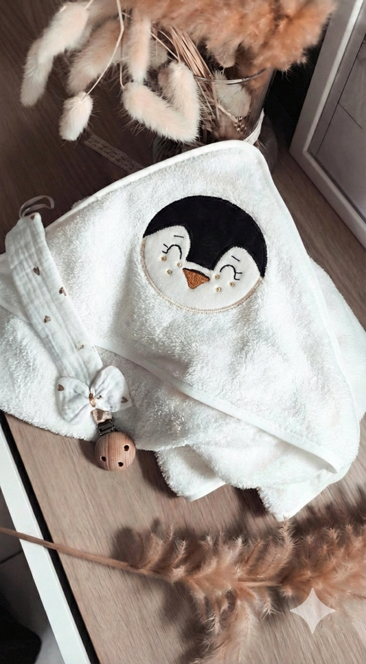 Cape de bain à applique animal Pingouin - modèle personnalisable