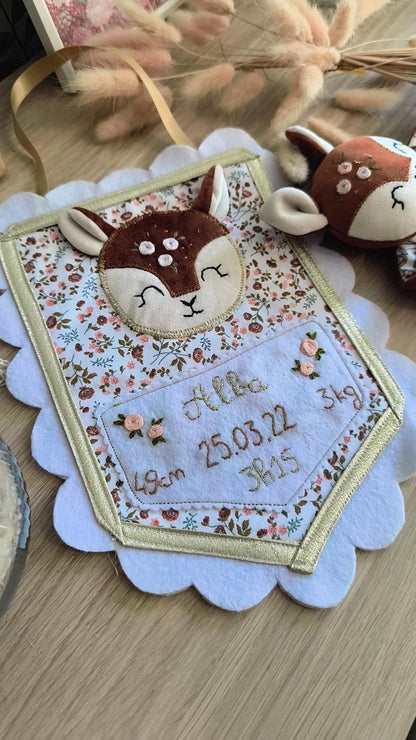 Fanion déco souvenir de naissance sur mesure et unique ✨