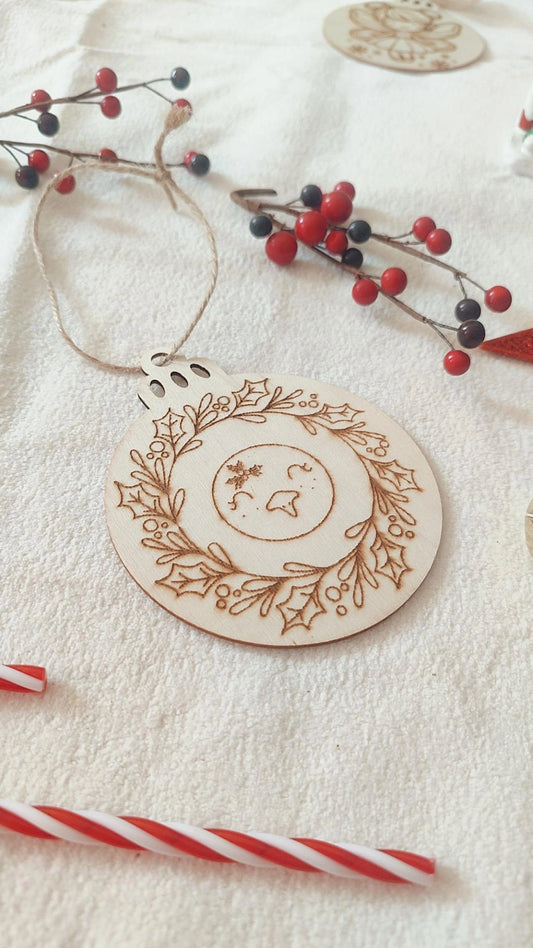Boule de Noël en bois modèle P'tite oie - Personnalisable