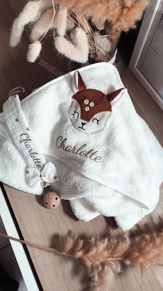 Cape de bain à applique animal biche - modèle personnalisable