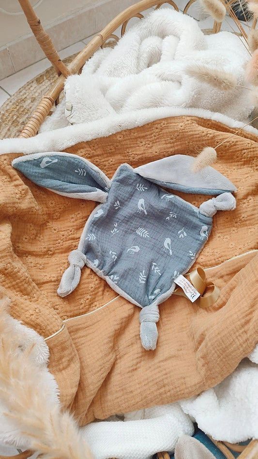 Doudou lapinoudoux - modèle oiseaux bleus