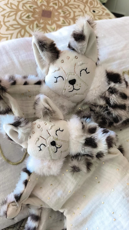 Mini Doudou Lynx personnalisé – Doudou bébé fait main, symbole de protection et d’intuition