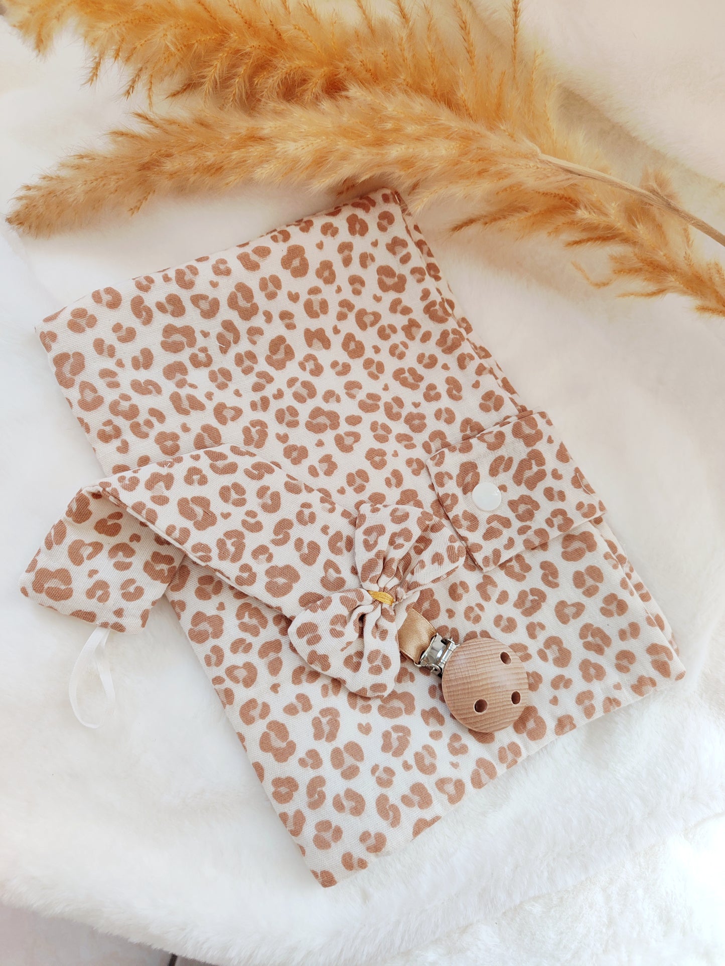 Duo de naissance - Protège carnet et attache tétine Léopard clair