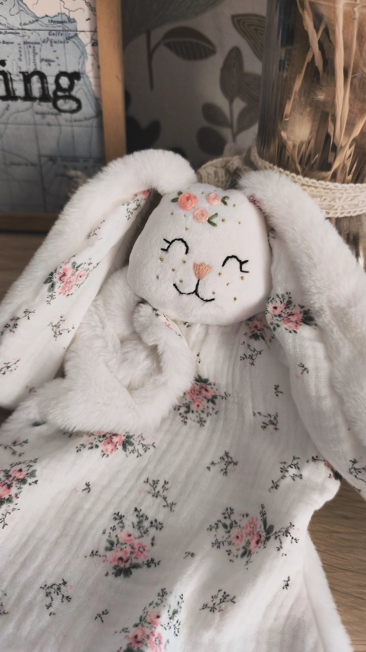 Doudou lapin fourrure  disponible -  grand modèle romantique