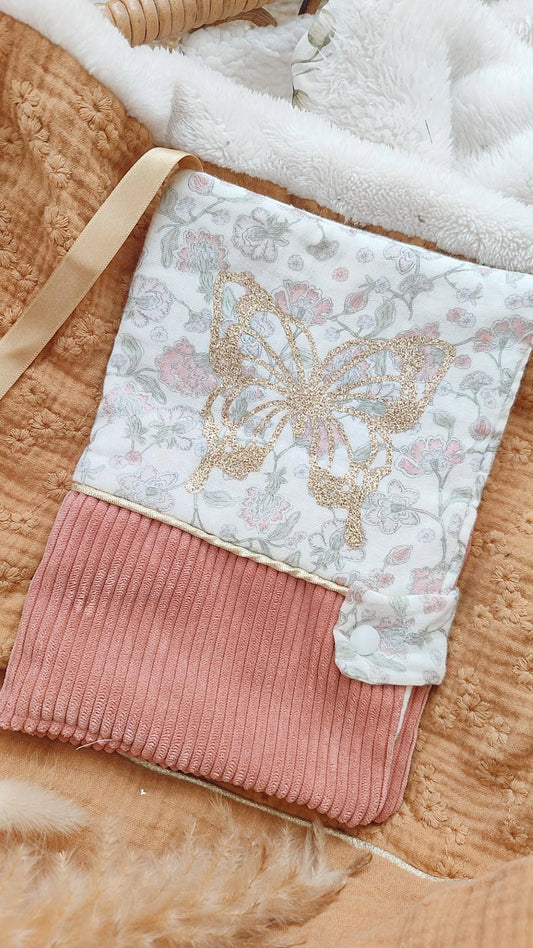 Protège carnet de santé Douceur / papillon disponible