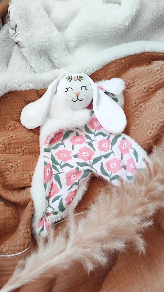 Doudou lapin grace blanc- petit modèle disponible